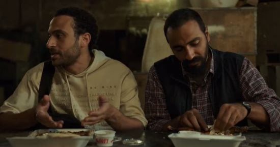 مسلسل دافنينه سوا الحلقة الأولى.. ميمي وحلاوة يتورطان في سرقة الألماس