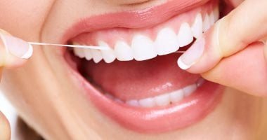 تتناول وجبة الإفطار قبل تنظيف أسنانك.. 3 مخاطر صحية لا تتوقعها
