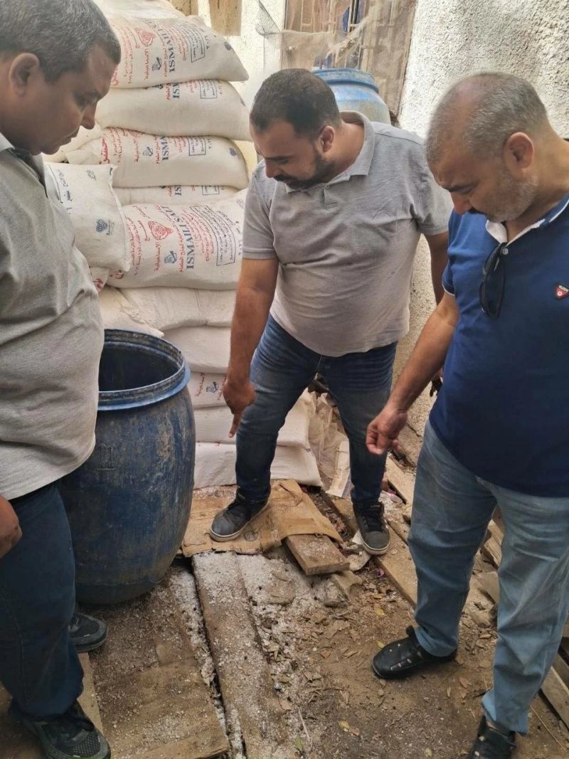 غلق مصنعي ألبان وإعدام أكثر من 2 طن منتجات مجهولة المصدر في حملة رقابية بالشرقية