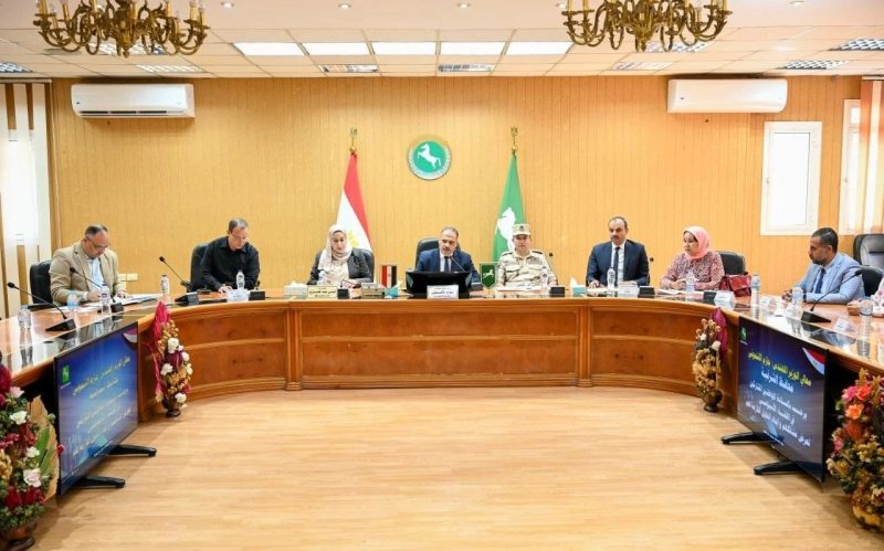 12 فرصة عمل بالقطاع الخاص ومساعدات عاجلة للأسر الأولى بالرعاية في الشرقية