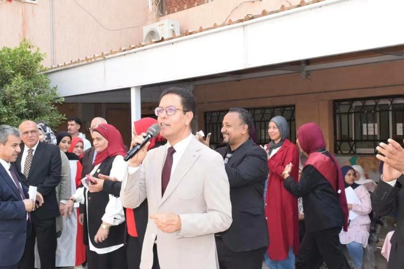 إبداع وفنون في حب الوطن.. رئيس جامعة بنها يشهد احتفالات التربية النوعية بنصر أكتوبر