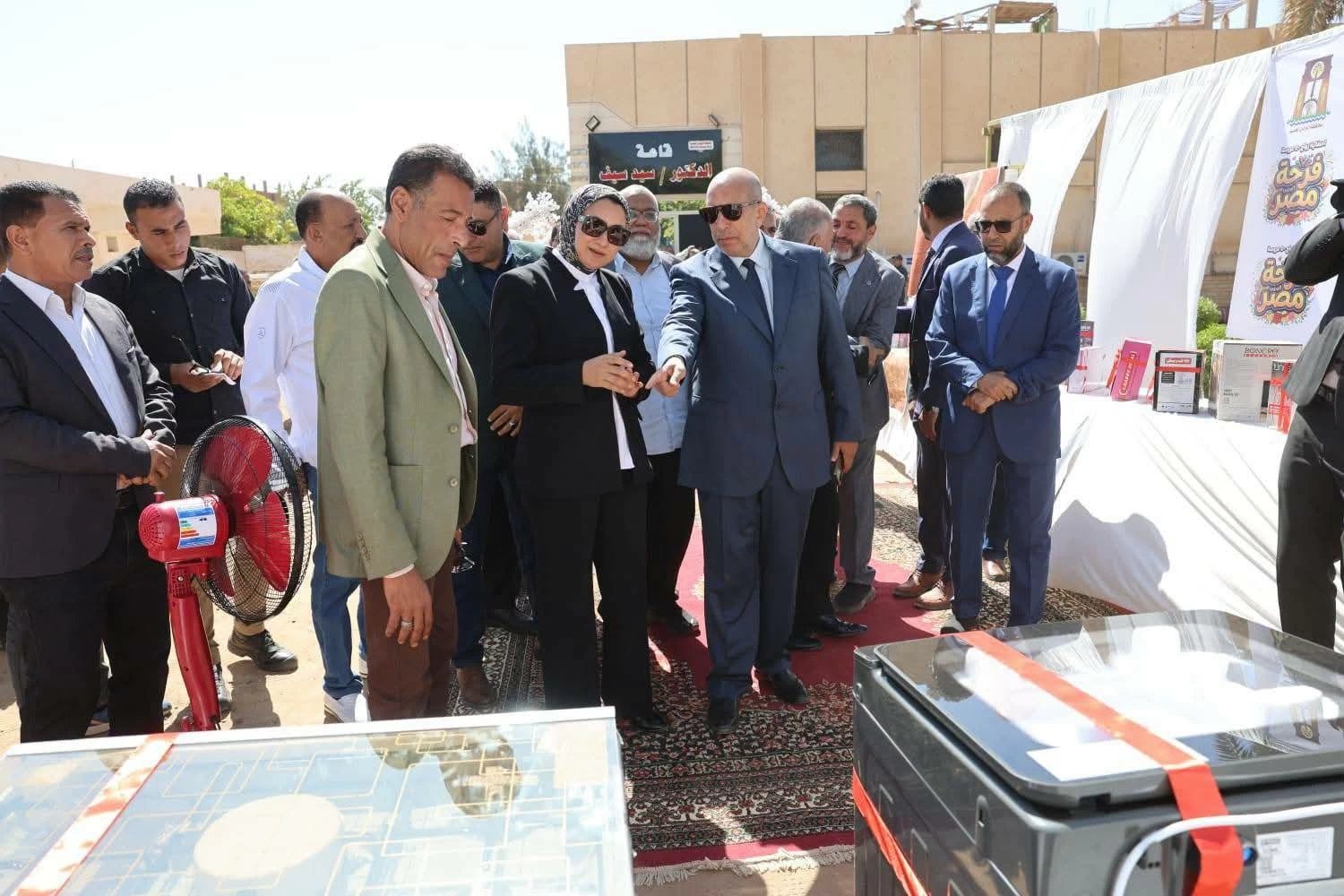 تجهيز 50 عروسًا من اليتيمات بمركزي الداخلة وبلاط بالوادي الجديد