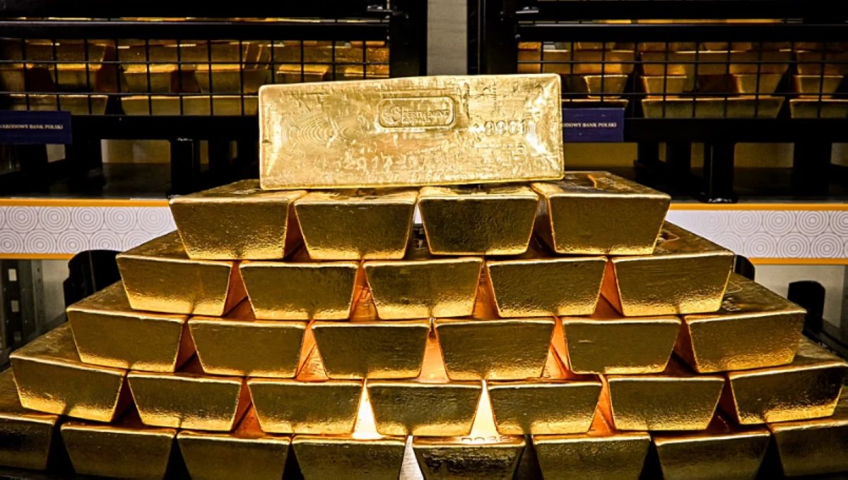 سوق الذهب والبنوك المركزية يكشف أن روسيا وكازاخستان تبيعان بينما تشتري بولندا والصين