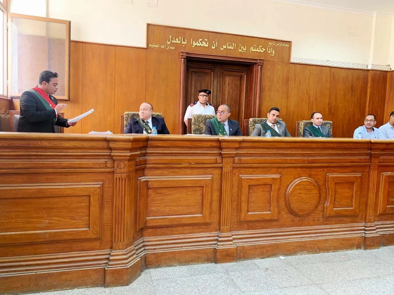 تأجيل محاكمة مدير تعليم البحر الأحمر الأسبق في واقعة رشوة من أحد أصحاب المدارس الخاصة بالغردقة