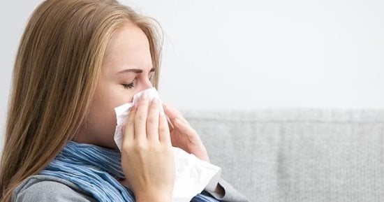 هل يجب إطعام نزلات البرد وتجويع الحمى؟.. خبراء يوضحون طريقة التغذية فى المرض