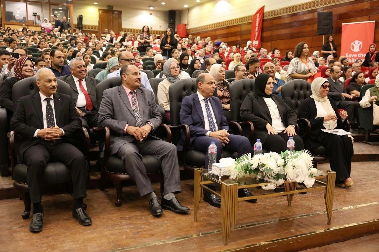 لاستفادة أكثر من 15 ألف تلميذ وتلميذة.. محافظ المنيا يشهد ختام «نوادي مهارات القراءة والكتابة» بالتعاون مع «إنقاذ الطفل»