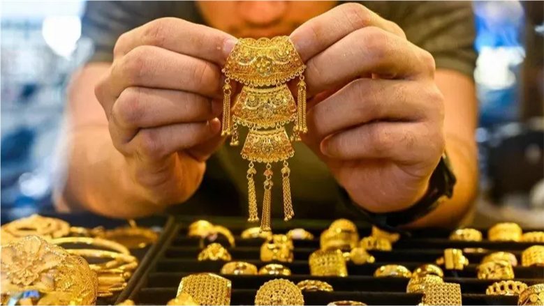 سعر الجنيه الذهب اليوم الجمعة 16 أكتوبر 2026.. يسجل 49 ألفًا و440 جنيهًا