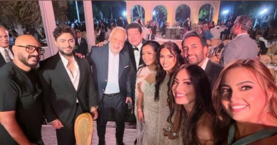 تامر حسني وأحمد سعد يشعلان حفل زفاف ابنة المخرجة شيرين عادل بحضور نجوم الفن.. صور