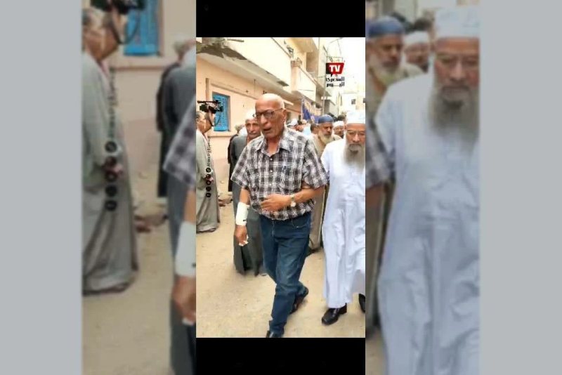 «ملفوفة بفستان فرح». 10 مشاهد مؤثرة من جنازة مضيفة الطيران عزة رمزي بالبحيرة