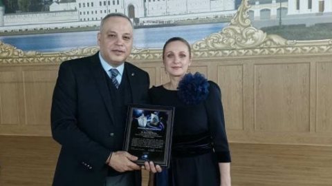 تكريم تامر عبد المنعم من فرقة كوستروما الوطنية للباليه بروسيا