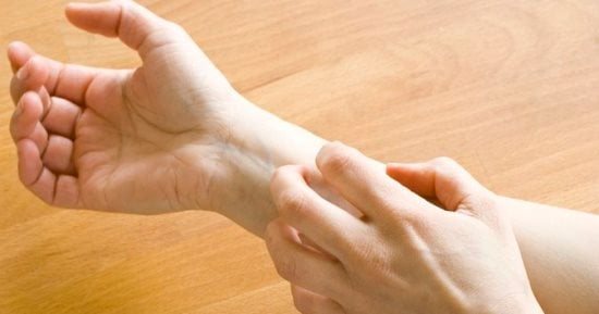 تحدث مع انخفاض درجات الحرارة.. ما هى حكة البرد؟