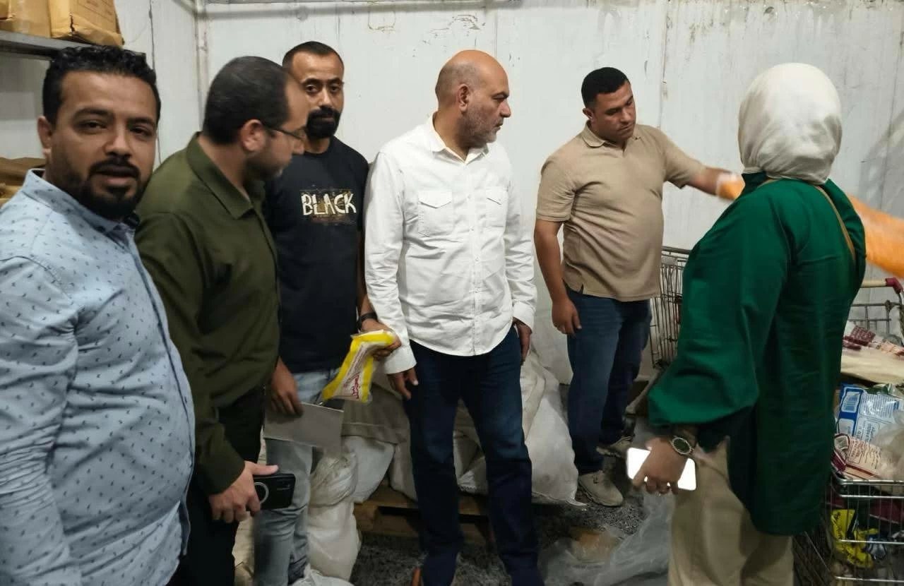 ضبط طن دواجن وهياكل فاسدة في العبور بالقليوبية