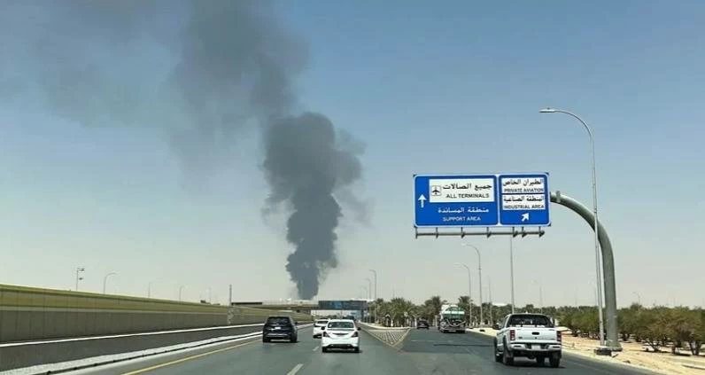 «أسوشيتد برس»: إخلاء مطار الرياض بعد هجوم جديد