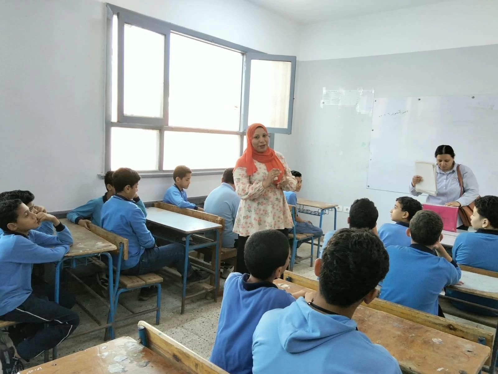 إطلاق برنامج توعي بسياحة مدارس الفيوم لتعريف الطلاب بالمقومات الأثرية والبيئية